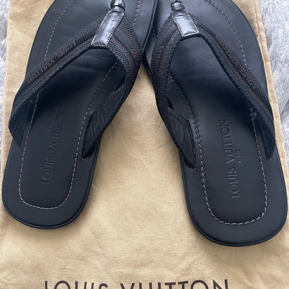 Louise Vuitton Sandals - Picture 6 of 6